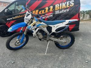 
Mod&egrave;le 2021

1668 Kms / 47,9 heures

Entretien &agrave; jour

&nbsp;



Piston remplac&eacute; &agrave; 46 heures

Kit cha&icirc;ne